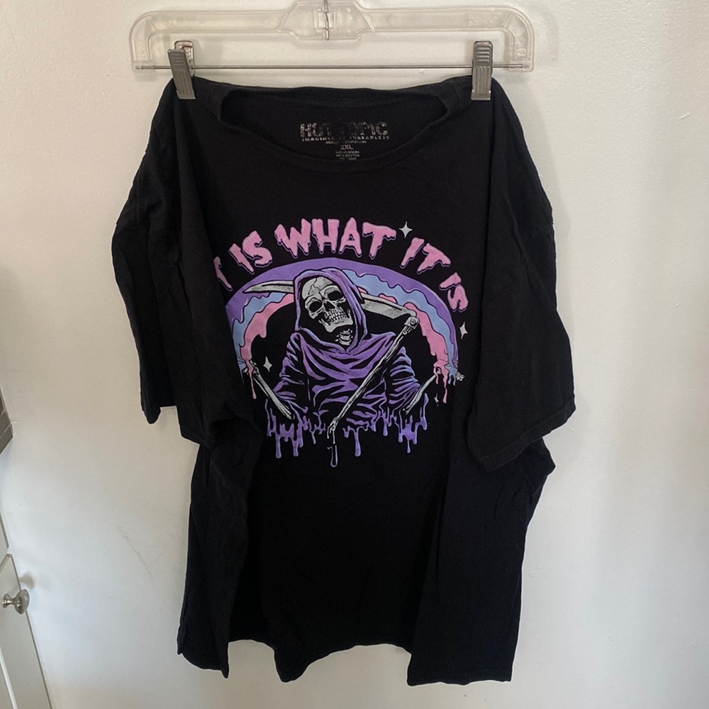 Hot topic shirt! 2XL! (It is what it is)